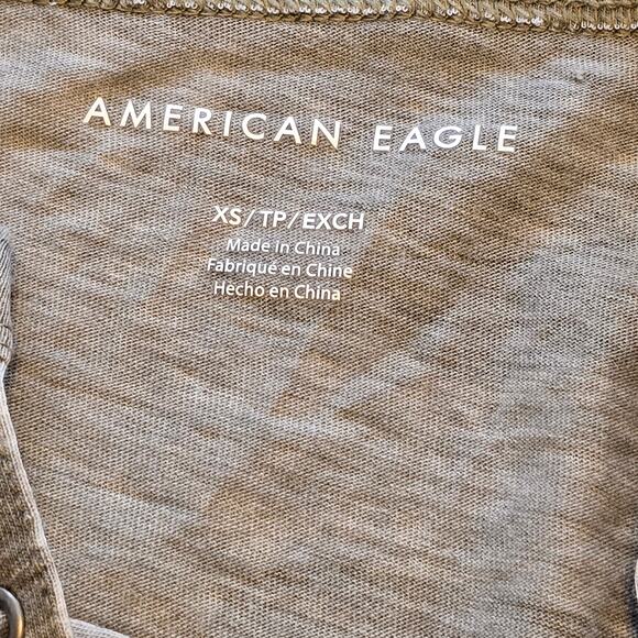 American Eagle Tee Womens Size XS Green Camo Short Sleeve Lace Up Casual - Picture 3 of 7